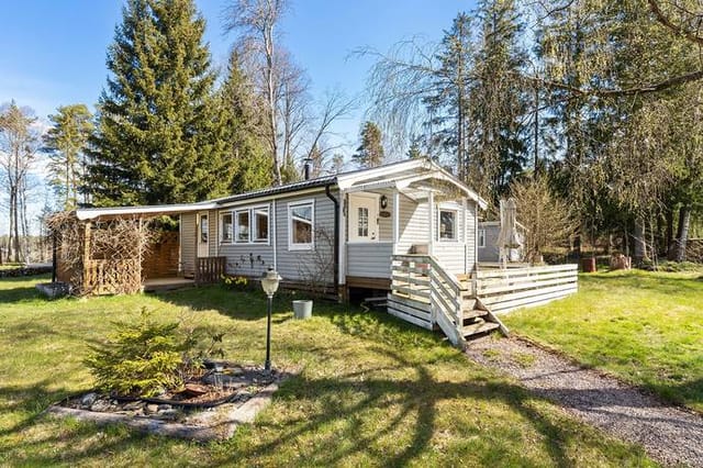 Front view of the holiday home