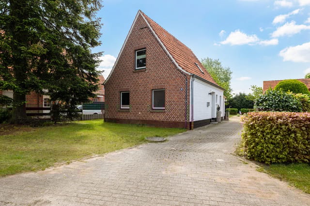 Front view of Pommernweg 16