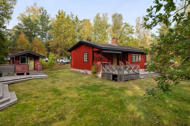 3 rooms winterized holiday home at Södra Sikmarövägen 18 Norrtälje municipality