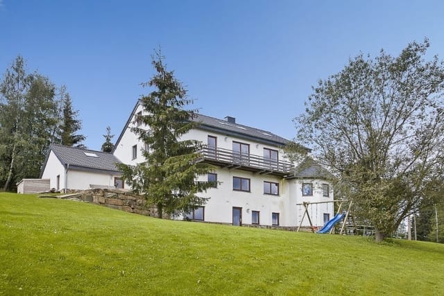 Front view of Schieferweg 16