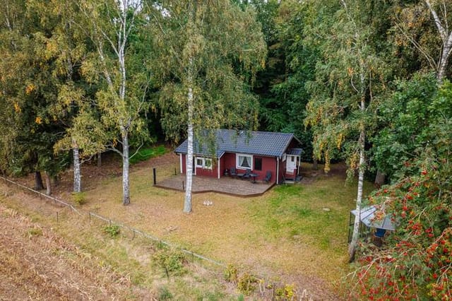 Front view of the cottage