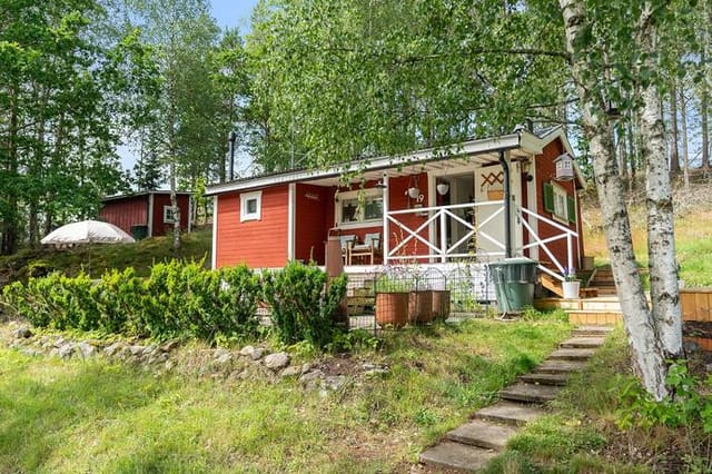 Exterior view of the summer cottage