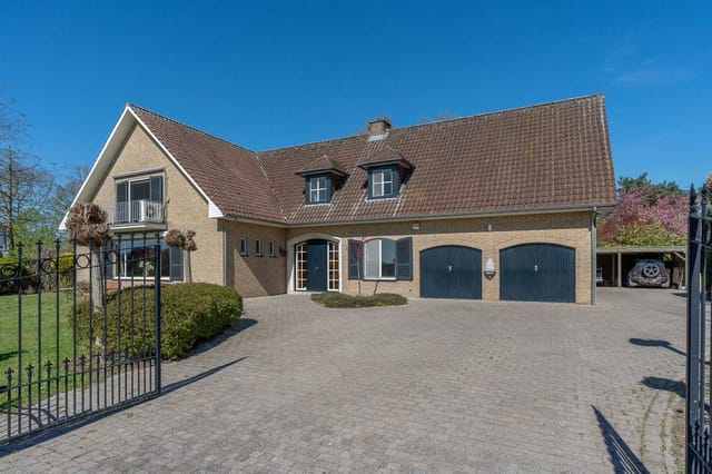 Front view of Leeuweriklaan 10