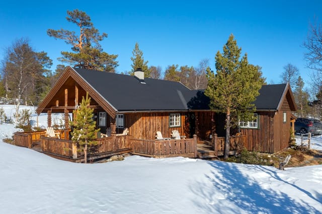 Front view of the cabin at Svartbekken 37