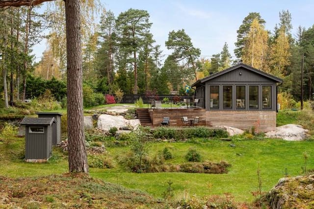 Exterior view of the house and garden