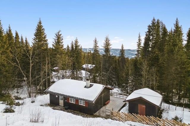 Welcome to Panoramavegen 636, a property presented by EiendomsMegler 1 Fjellmegleren!