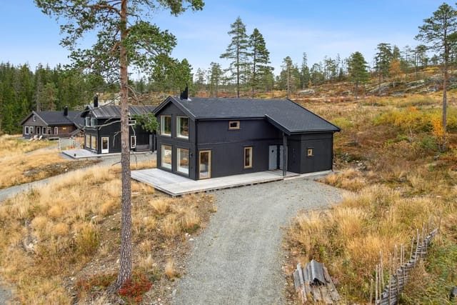 Welcome to Badstuåsen 5, a beautiful modern cabin from 2021.
