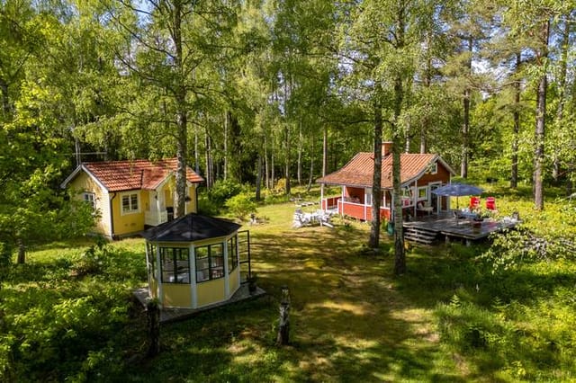 Exterior view of the main cottage