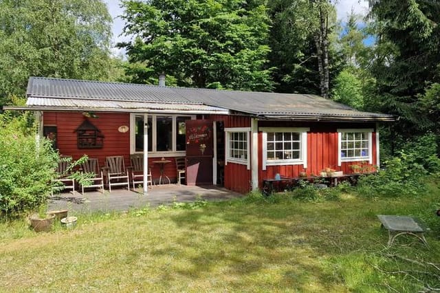 3-room Winterized Holiday Home in Bögilts Cottage Area 153, Laholm Municipality