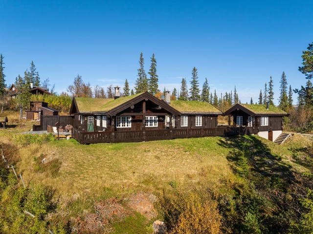 Welcome to Månvegen 135