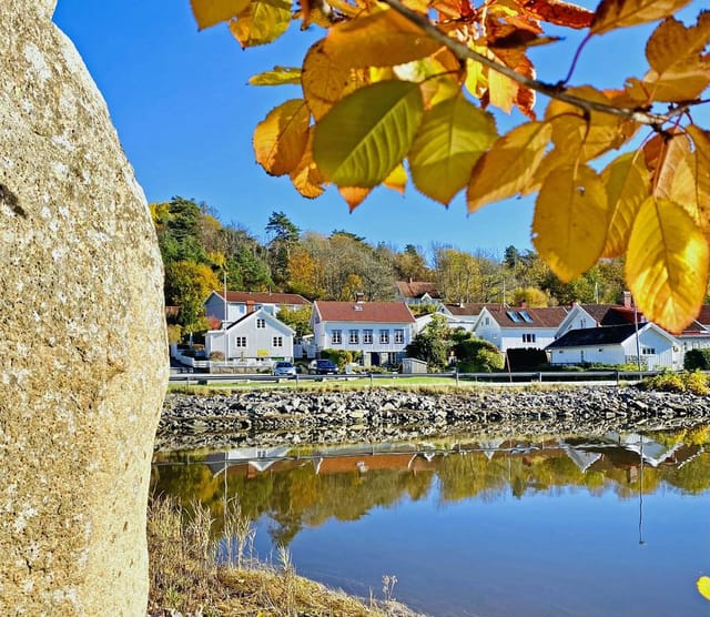 Exterior view of the house with sea in the background
