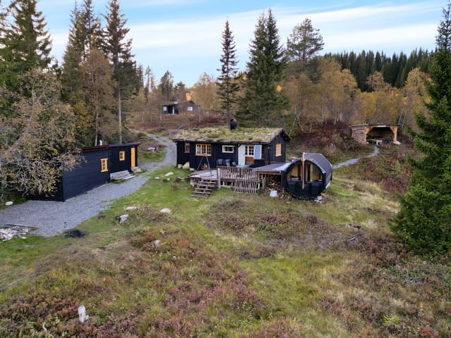 Welcome to Nordvoll 127. Beautiful cabin property with a nice and secluded location.