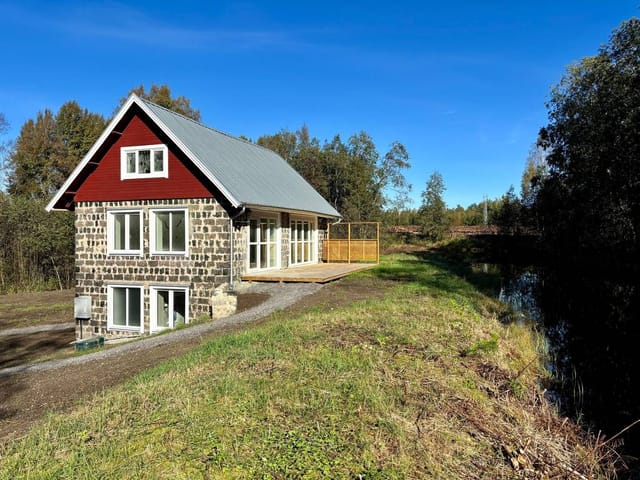 Front view of the house and garden