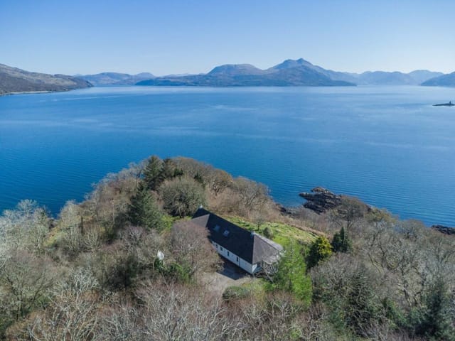 Tigh Na Coille – Front exterior with panoramic views