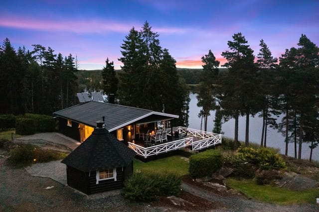 Welcome to Skirød 9 - A cabin gem in scenic surroundings close to idyllic Vansjø!