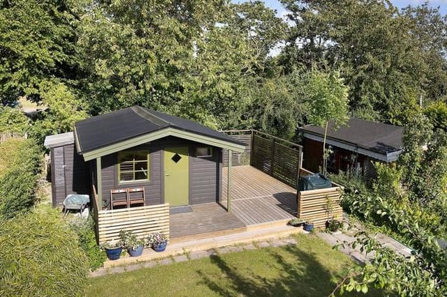 Exterior view of the cottage and garden