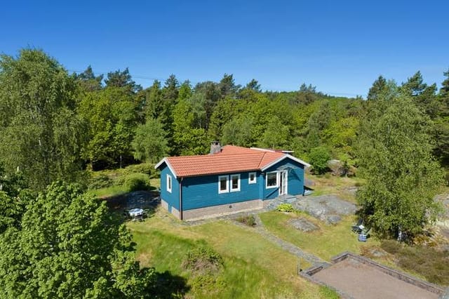 Exterior view of the house and garden