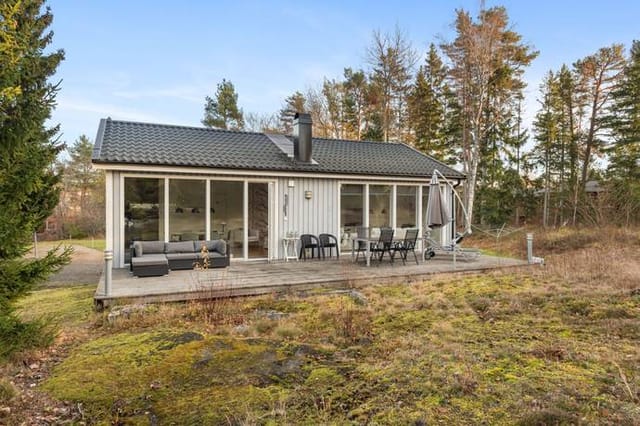 3 room vacation home on Åkeröstigen 85 Åkerö Norrtälje kommun