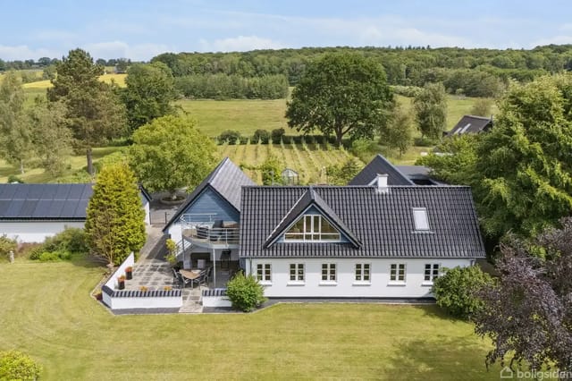 Front view of the property and garden