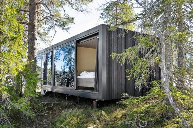 Welcome to the modern cabin at Nipetobakkan 85B!