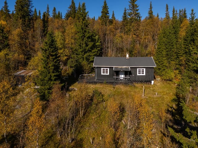 Privatmegleren Hallingdal v/ Merethe Jonsen presents Kvinnegardslie 594