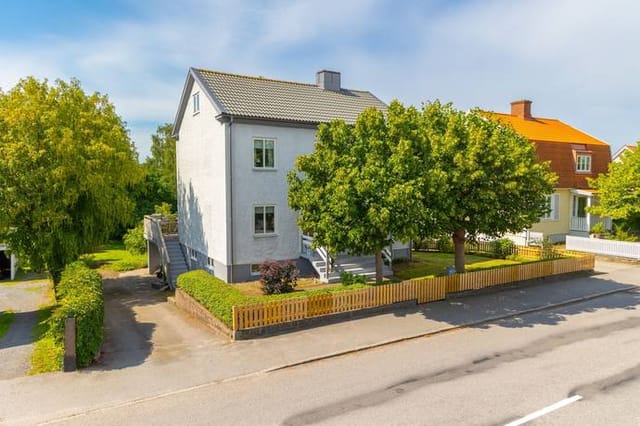 5 room Villa on Kuggåsvägen 48 Centrally Located in Mönsterås Municipality