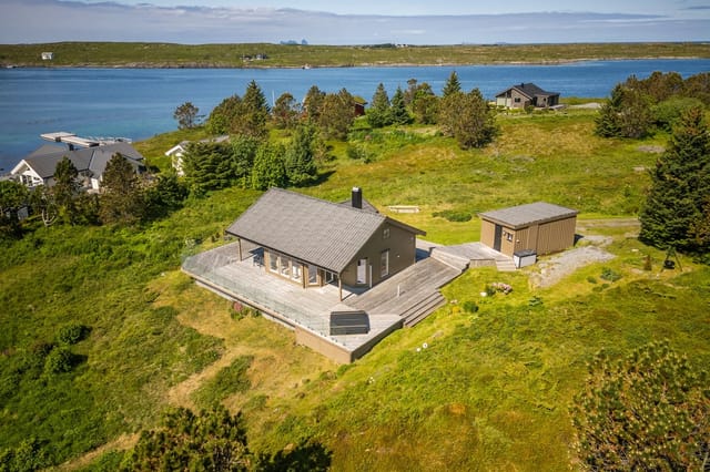 EIE Real Estate presents Gravgårdsveien 4 - A cabin gem on the Helgeland coast