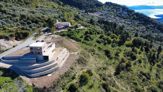 Main view of the property and surrounding landscape
