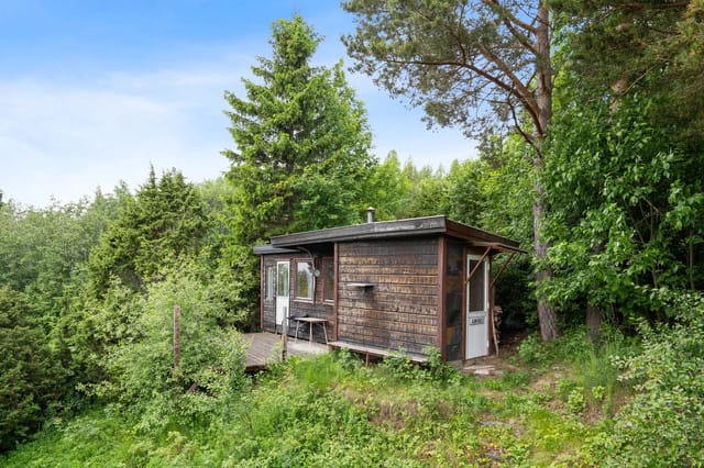 Presented by Eiendomsmegler1 and Andreas Herjuan: Bergssvevegen 91