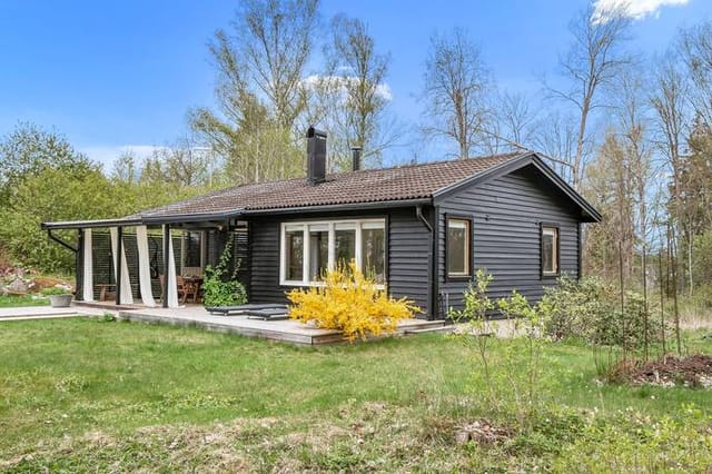 Exterior view of the summer house