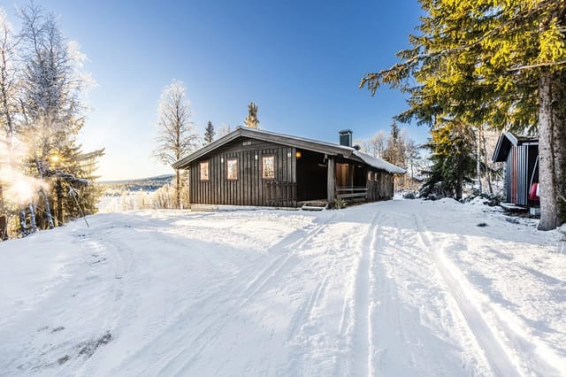 Fjellmegleren ønsker god jul med gleden av å presentere - Langodden 6 - En perfekt helårs familiehytte med 4 soverom.