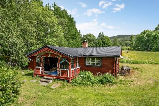 Cottage exterior