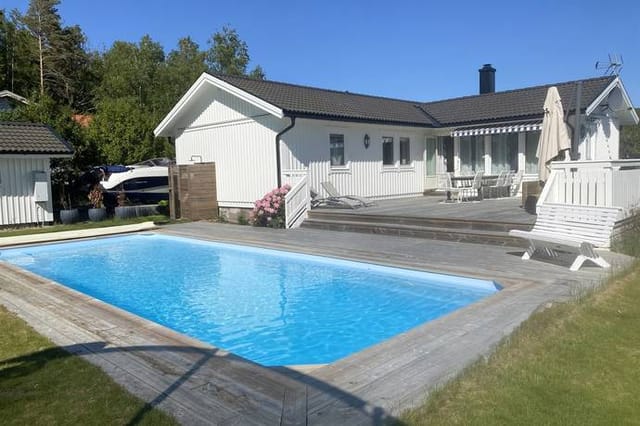 5 room vacation home at Strand 115, Strömstads kommun