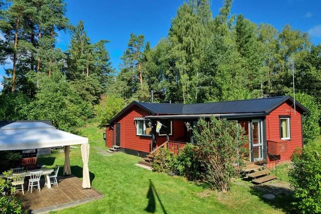 Exterior view of the house and garden
