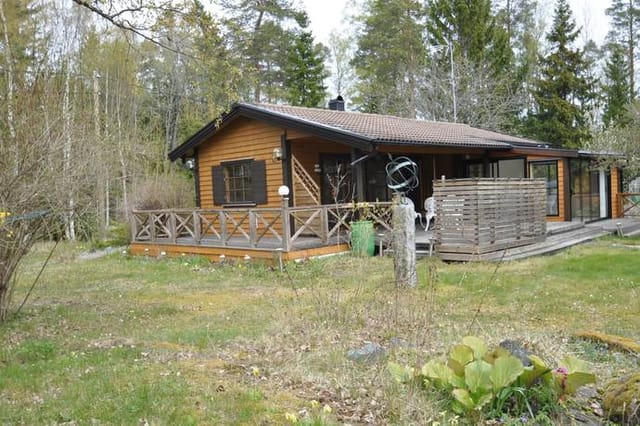 Exterior view of the log cabin