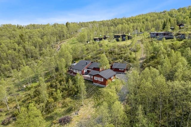 Eiendomsmegler1 ved Oliver Almli Reinås presenterer: Rotvollivegen 41.
