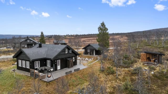 Welcome to Djupskårdsvegen 71, presented by Linda Merete Svee at EiendomsMegler1!