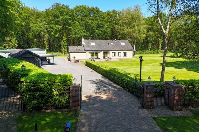 View of the property from the front