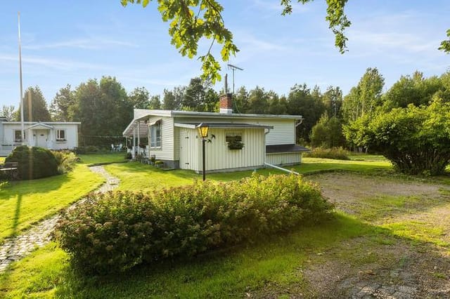 Exterior view of the holiday home