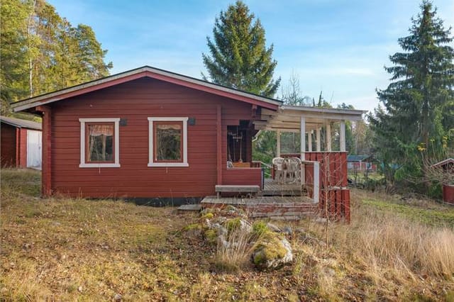 Timber Cottage Exterior