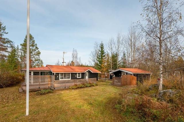 Exterior view of the main house and garden