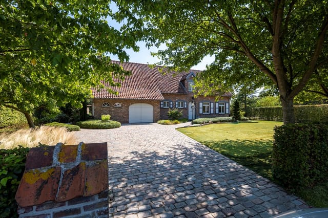 Front view of Olmsebaan 204