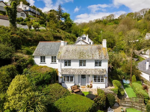 Front view of the cottage