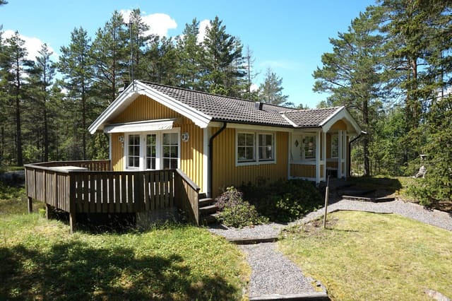 Front view of the house and garden