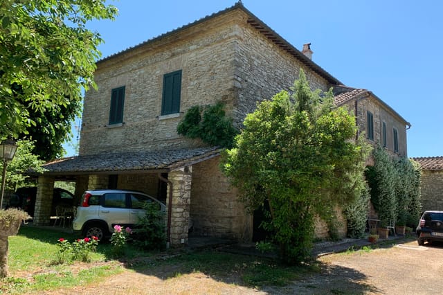Front view of Orte Villa