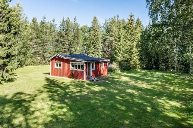 Cottage on Folkets Husvägen 32