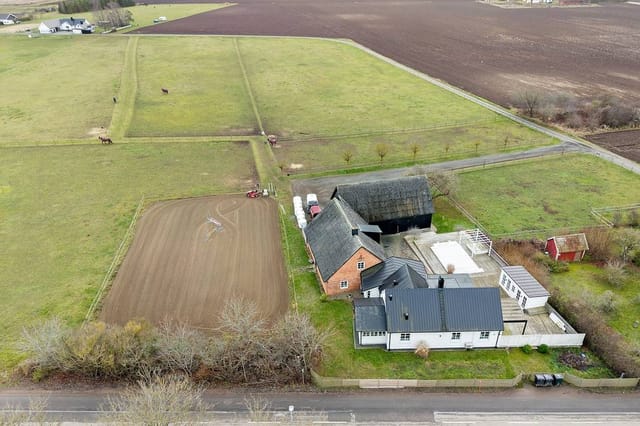 Front view of the property