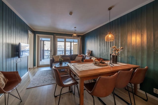 The apartment is sold furnished and is adapted for rental with a very attractive location.