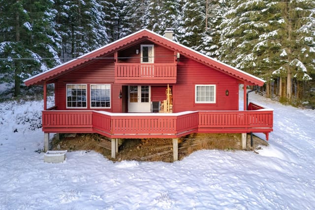 Welcome to a secluded cabin. Photo: Joakim Hagen