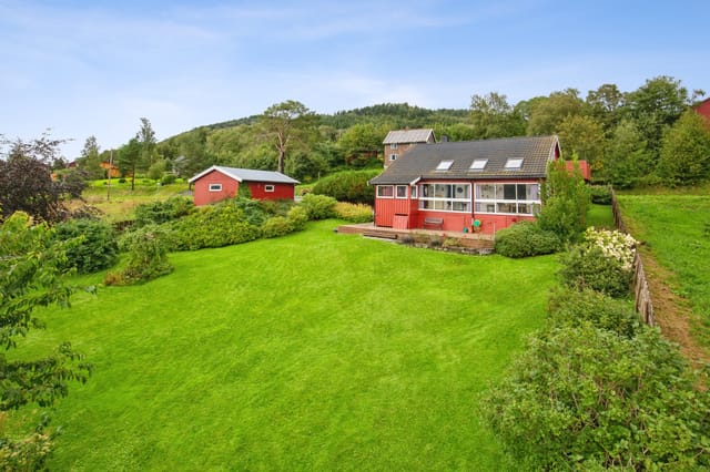 Leisure property with beautiful location and views at Reitan in Halsa